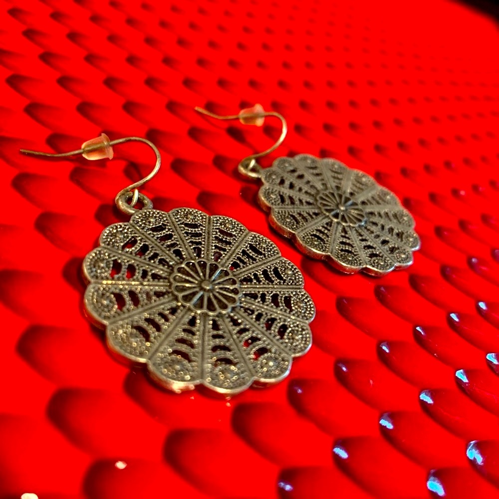 Premier Designs Earrings